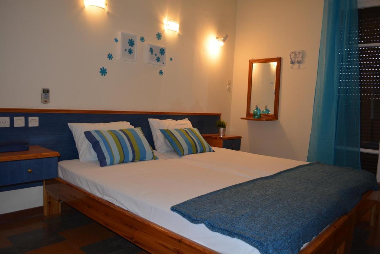 Dimitra Hotel Kaména Voúrla Rom bilde